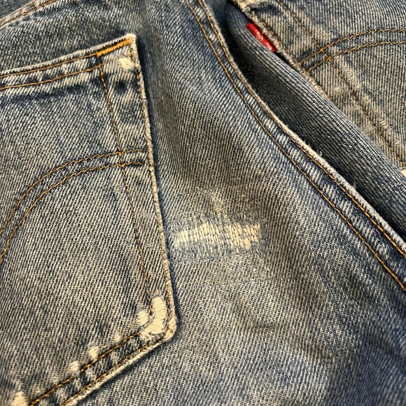 Vintage Levi's 501 Blue Jeans - Picture 13 of 16